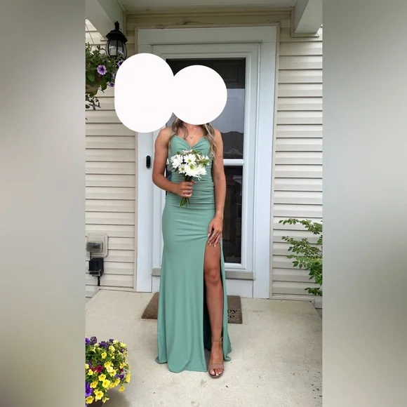 La Femme | Dresses | La Femme Prom Dress 3572 In Sage | Poshmark